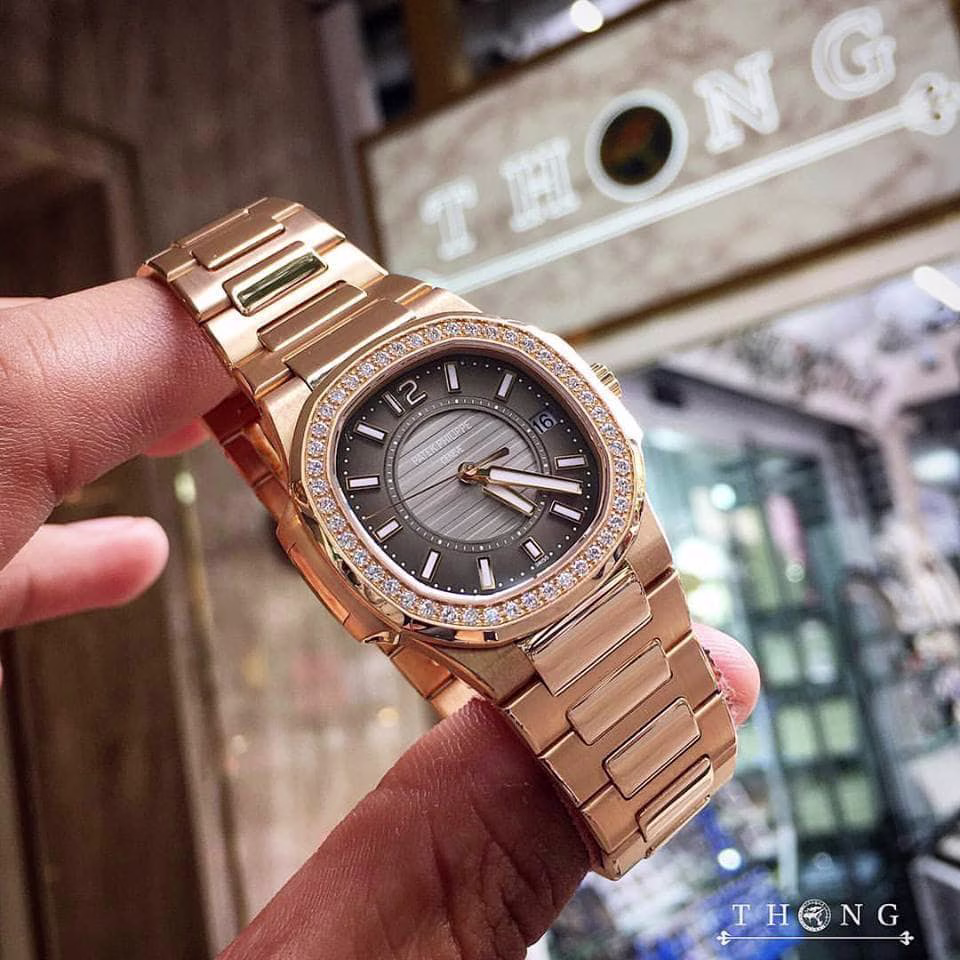 Patek Philippe 7010/1R-010