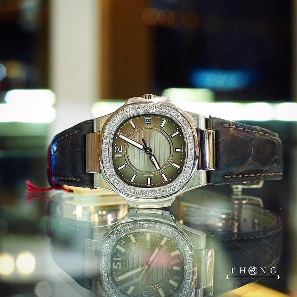 Patek Philippe 7010G-010