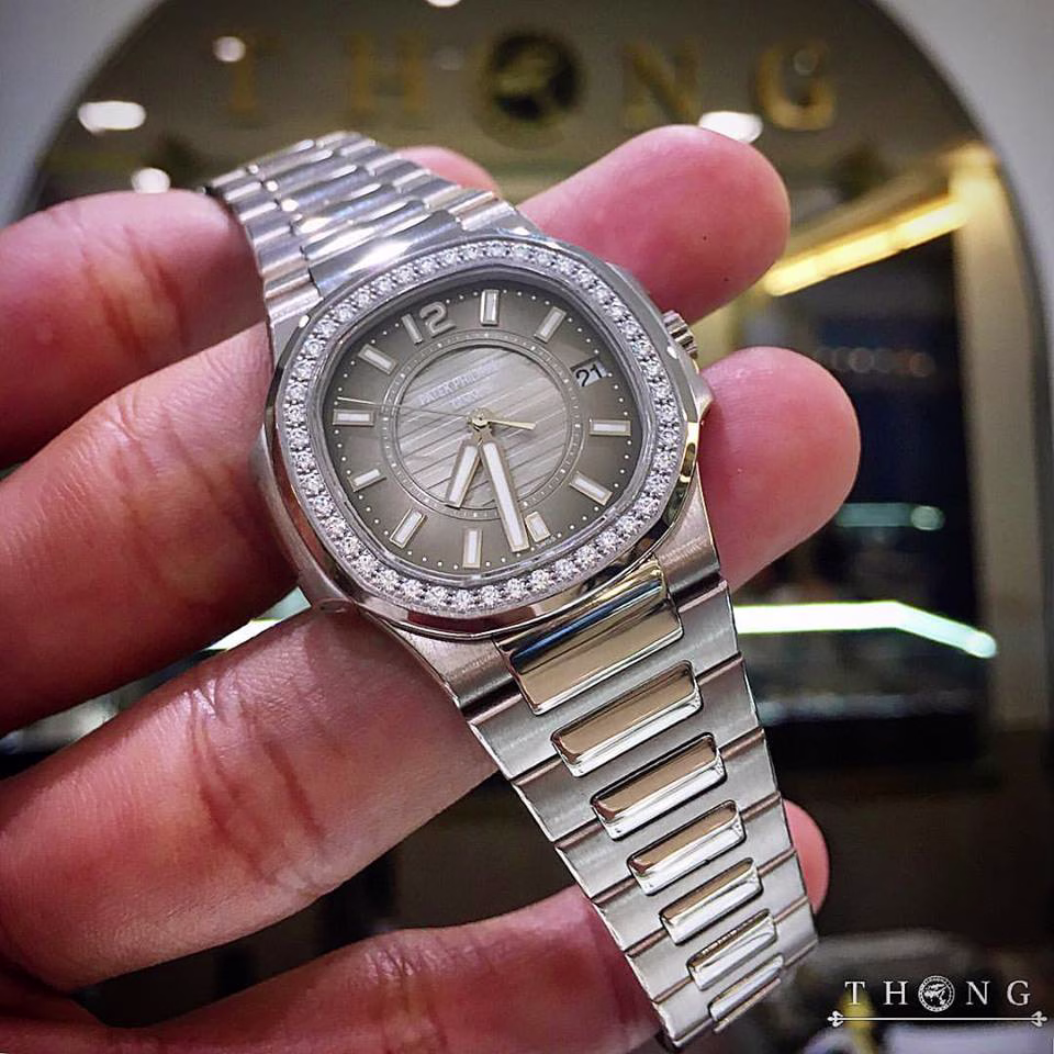 Patek Philippe 7010/1G-011