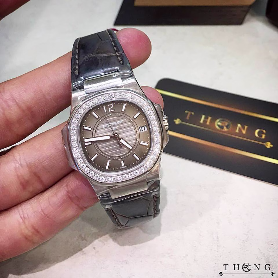 Patek Philippe 7010G-010 (Discontinued)