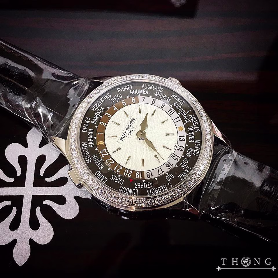 Patek Philippe 7130G-014 (Discounted model)
