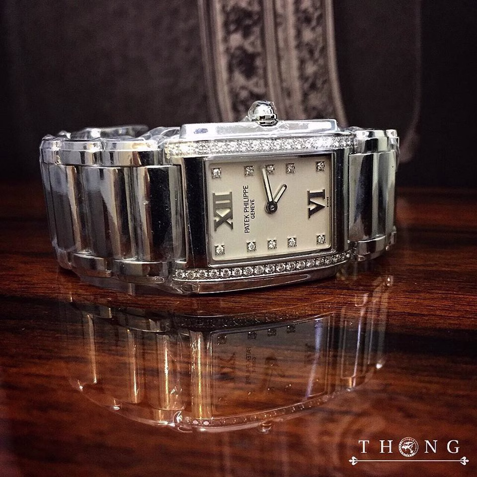 Patek Philippe 4910/1A-011