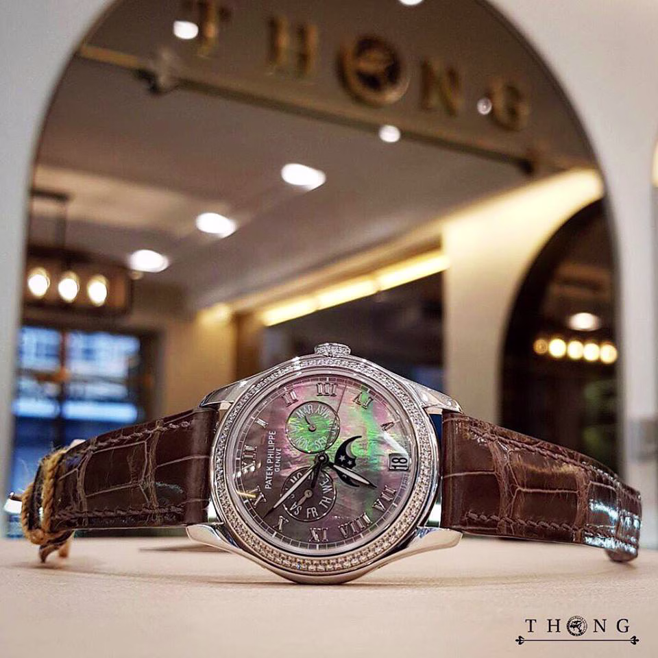 Patek Philippe 4936G-010