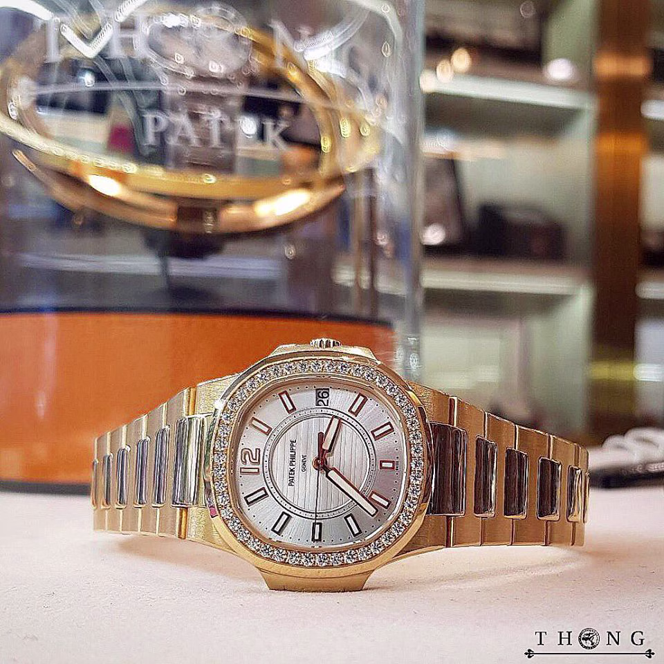 Patek Philippe 7010/1R