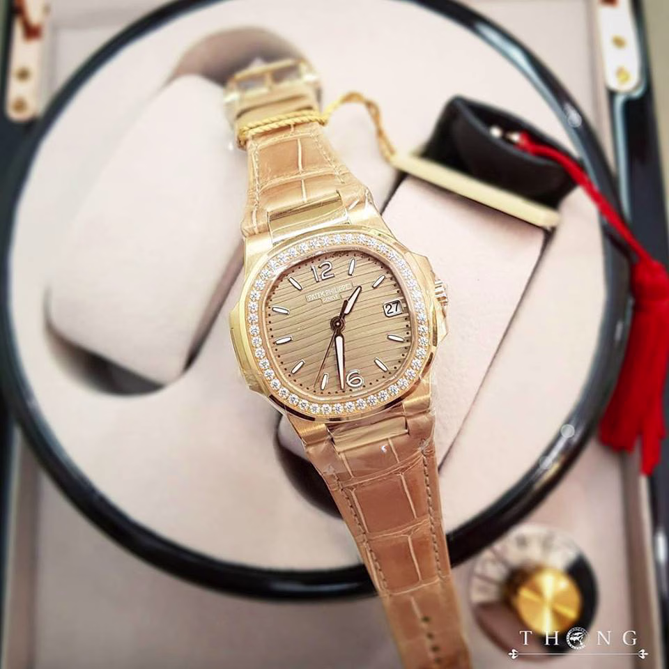 Patek Philippe 7010R-012