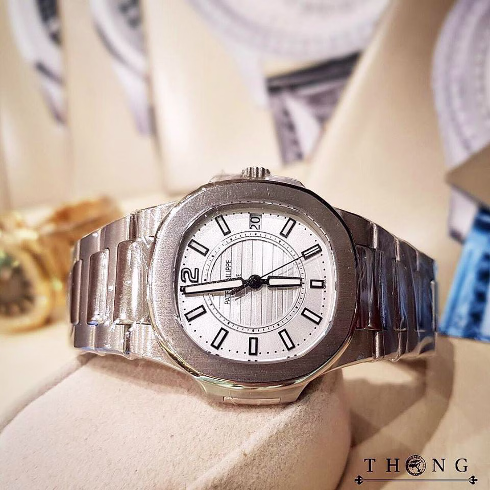 Patek Philippe 7011/1G