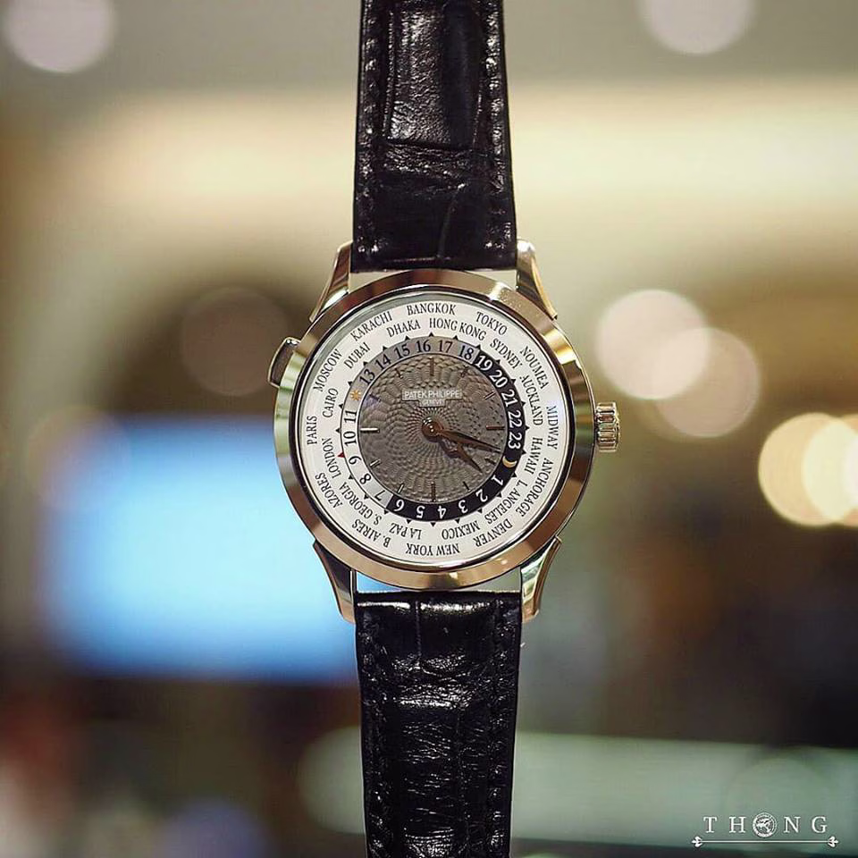 Patek Philippe 5230G