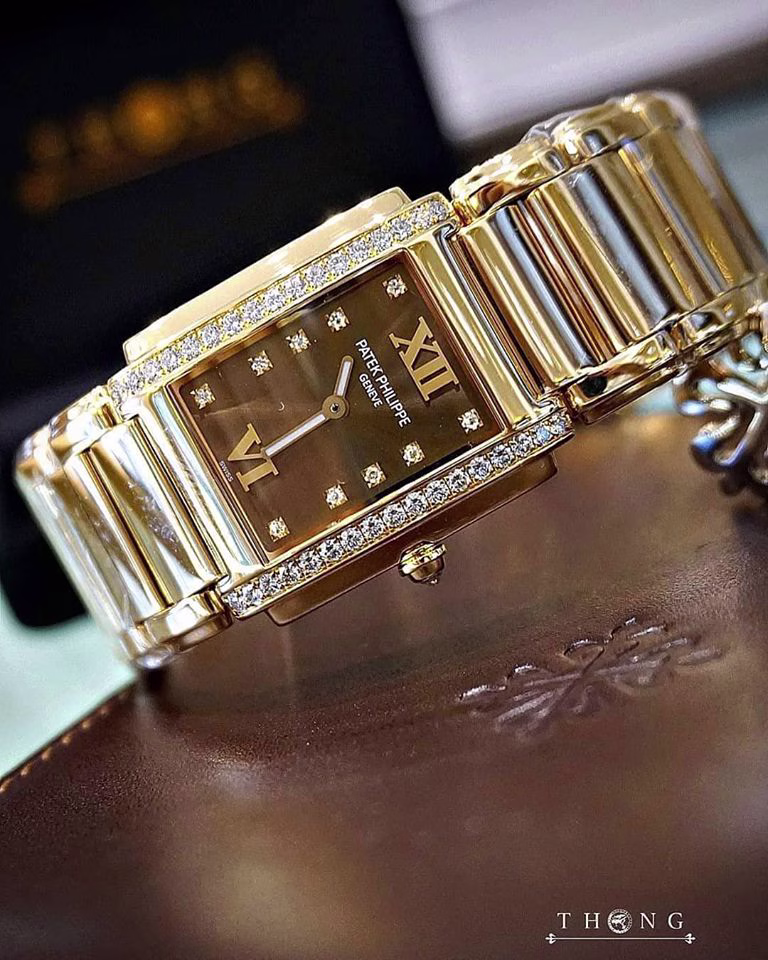 Patek Philippe 4910/11R-001