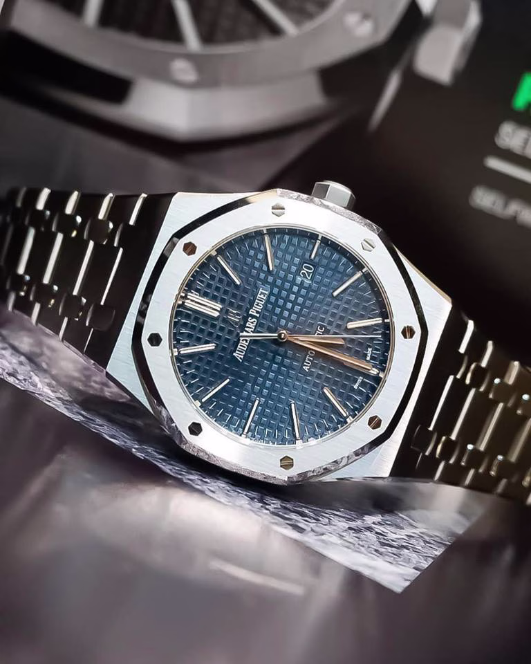 Audemars Piguet 15400 ST