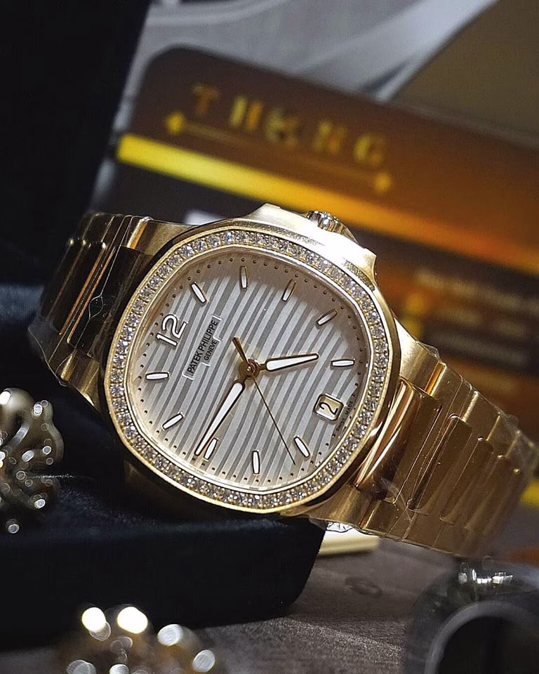 Patek Philippe 7118/1200R-001
