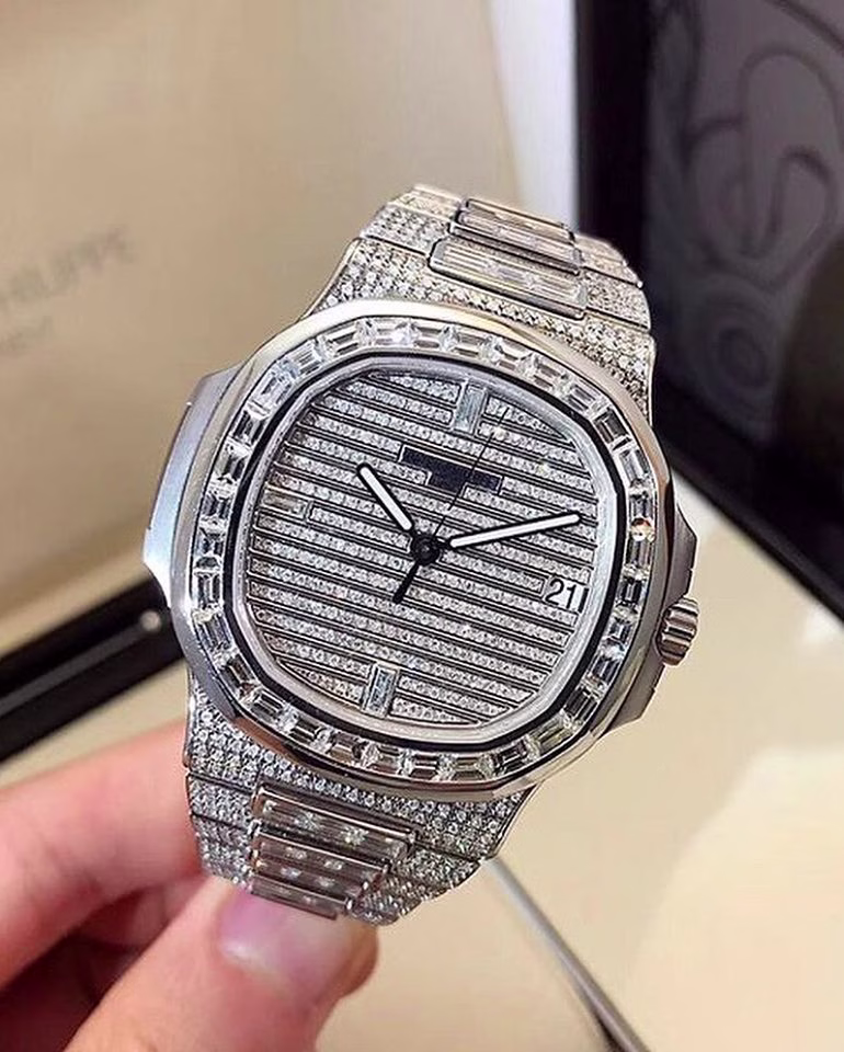 Patek Philippe 5719/10G -010