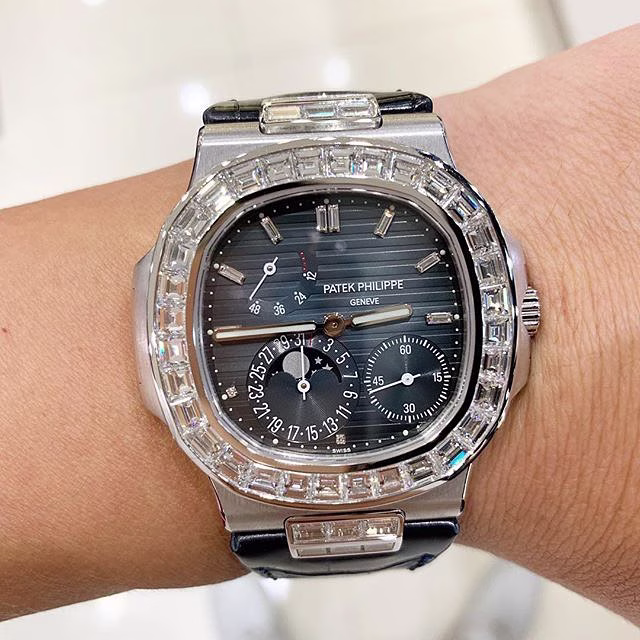 Patek Philippe 5724g-001