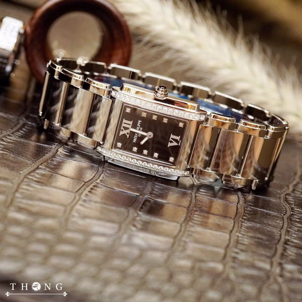 Patek Philippe 4910/10a-001