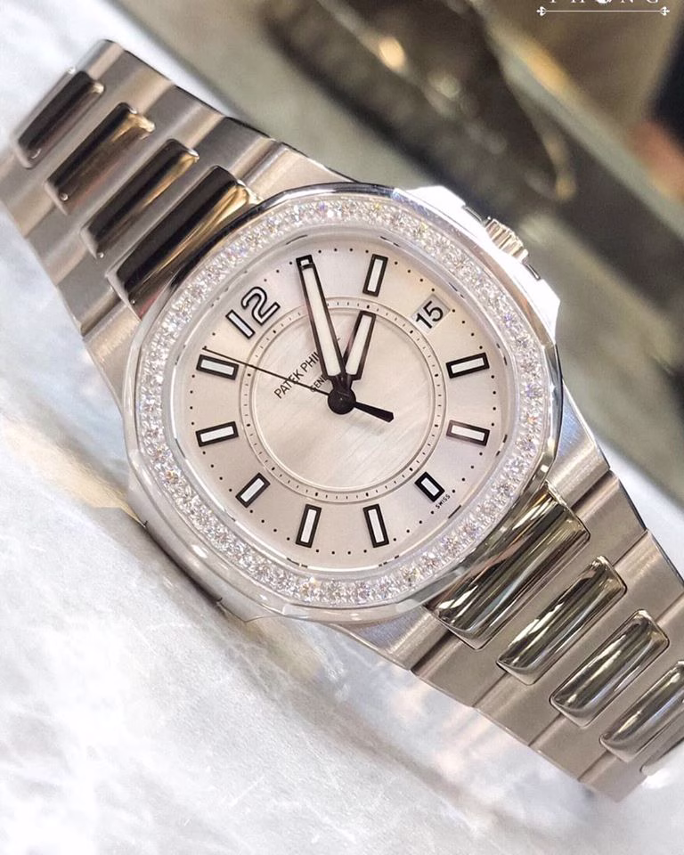 Patek Philippe 7010/1g-001