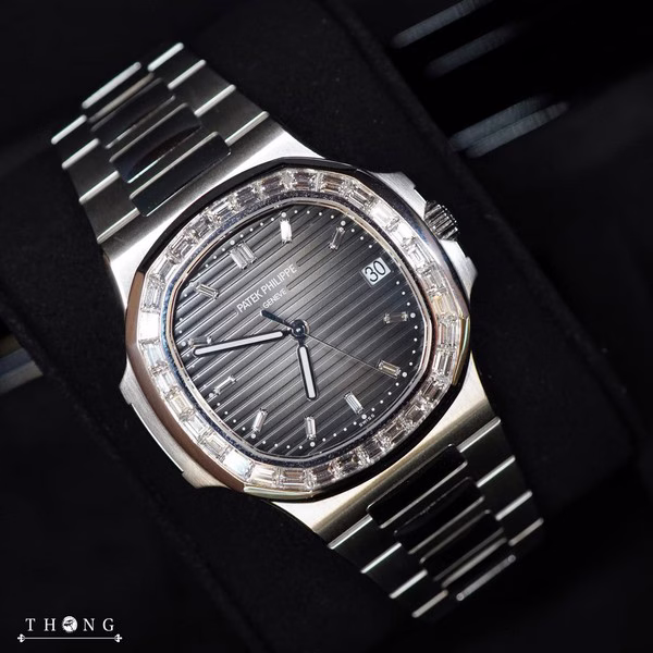Patek 5711