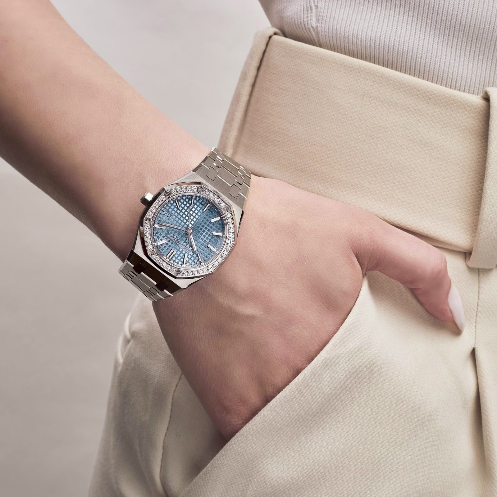 AP77451st ice blue