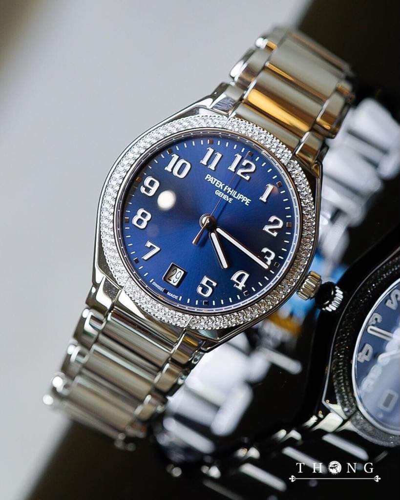 THONG Patek Philippe Twenty~4 7300/1200A-001 Sunburst Blue