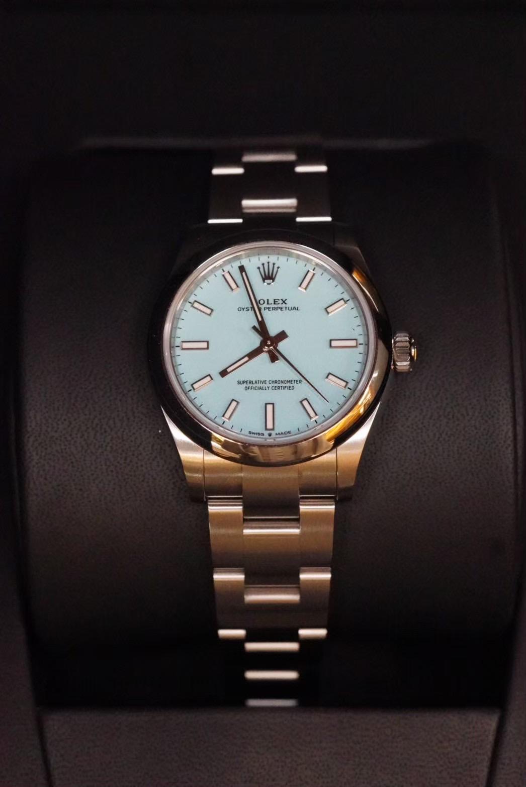 Rolex Oyster Perpetual 31 277200-0007 Turquoise Blue (Tiffany) - Image 2