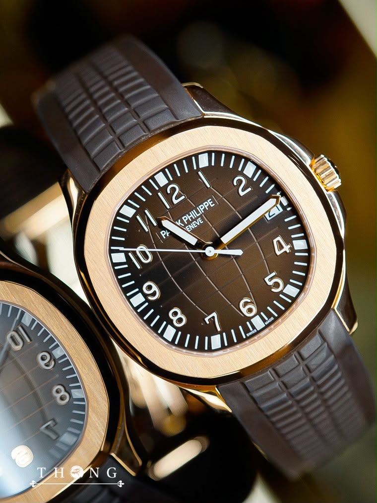 Patek Philippe Aquanaut 5167R-001 Sunburst Brown - Image 4